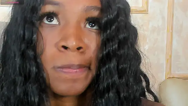 LilaBeily online show from 02/04/25, 07:33