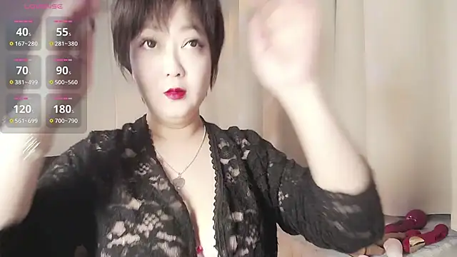 Hey-Cute online show from 02/19/25, 03:38