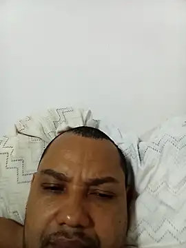 Snapshot of Marcio2235 chatting on 11/20/25, 07:41 Marcio2235 online show from 11/20/25, 07:41