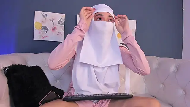 Eva abaad online show from 01/20/25, 06:21