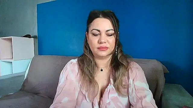 VixenVibesX online show from 02/02/25, 12:35