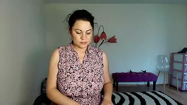VixenVibesX online show from 06/18/26, 11:58