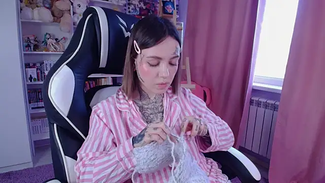 Catharsisi online show from 02/21/25, 01:55