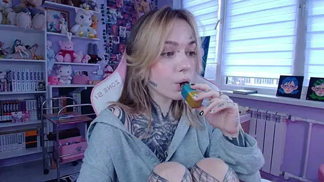 Catharsisi online show from 10/05/25, 01:42