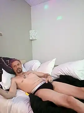 AQuickPhyx online show from 03/05/25, 06:12