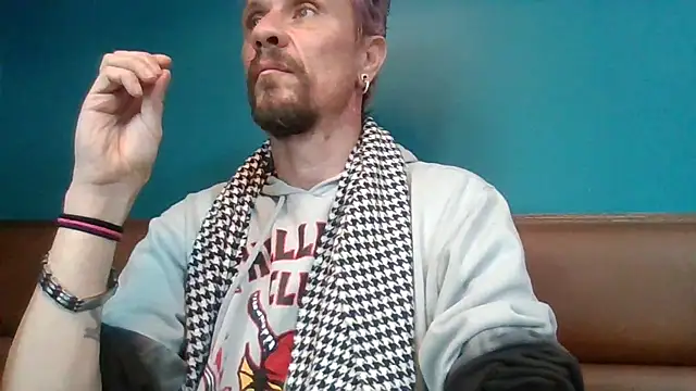 AQuickPhyx online show from 03/14/25, 11:32