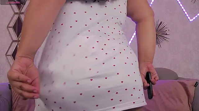 BustyEva  online show from 09/19/25, 03:30