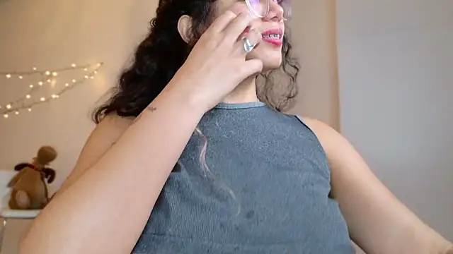 Snapshot of SelenaBlumX chatting on 01/14/25, 02:50 SelenaBlumX online show from 01/14/25, 02:50