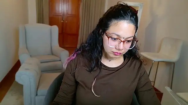 Snapshot of SelenaBlumX chatting on 01/17/25, 01:25 SelenaBlumX online show from 01/17/25, 01:25