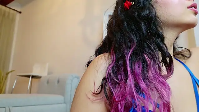 Snapshot of SelenaBlumX chatting on 02/05/25, 12:10 SelenaBlumX online show from 02/05/25, 12:10