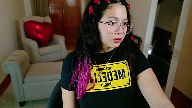 Snapshot of SelenaBlumX chatting on 02/28/25, 09:12 SelenaBlumX online show from 02/28/25, 09:12