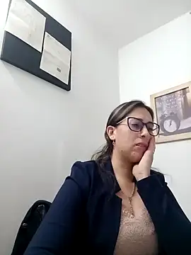 CHARLOTTE 1711 online show from 01/25/25, 12:06