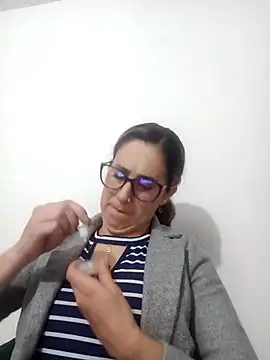 CHARLOTTE 1711 online show from 02/21/25, 12:16