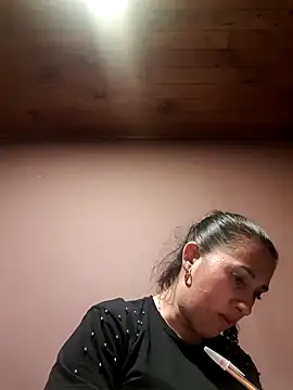 CHARLOTTE 1711 online show from 09/17/25, 04:58