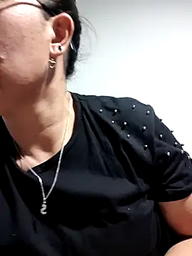 CHARLOTTE 1711 online show from 10/19/25, 04:24