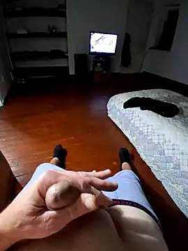 William1941 online show from 11/01/25, 06:26