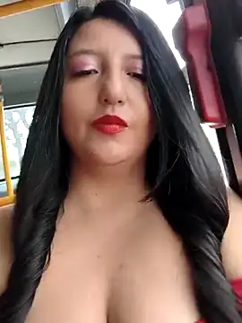 Snapshot of Melyy_Edii chatting on 06/13/26, 05:33 Melyy Edii online show from 06/13/26, 05:33