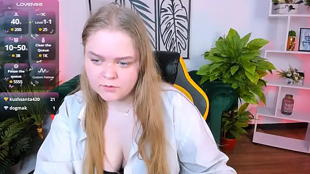 Erica  Alta online show from 03/16/25, 09:49