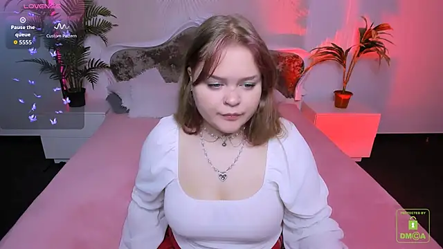 Erica  Alta online show from 09/27/25, 05:45