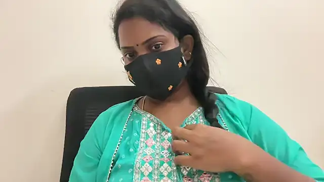 Snapshot of Anu--Telugu chatting on 06/29/26, 02:06 Anu--Telugu online show from 06/29/26, 02:06