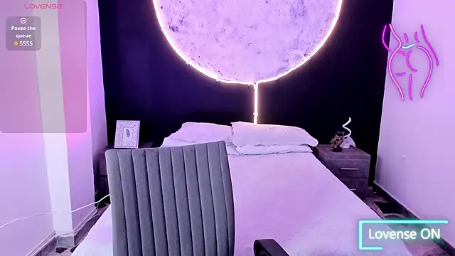 BellaaStorm online show from 02/25/25, 01:06