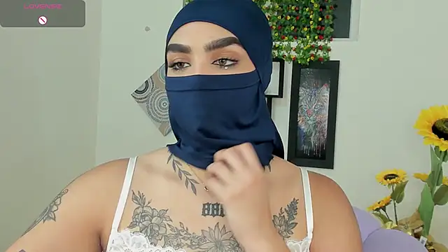 Snapshot of Maissa_Alabi chatting on 09/18/25, 07:27 Maissa Alabi online show from 09/18/25, 07:27