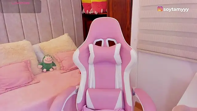 tamy xoo online show from 09/17/25, 07:04