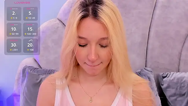 Snapshot of shatall_rouge chatting on 02/01/25, 08:37 shatall rouge online show from 02/01/25, 08:37