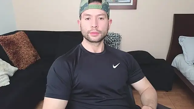 hairyncuteass online show from 02/18/25, 01:33