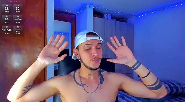 Snapshot of austinoficial chatting on 03/05/25, 08:43 austinoficial online show from 03/05/25, 08:43