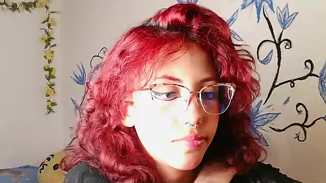 zoe ch  online show from 03/25/26, 05:24