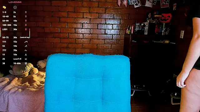 Annycolin  online show from 02/05/26, 02:38