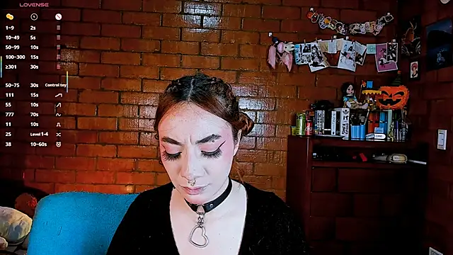 Annycolin  online show from 02/13/26, 09:33