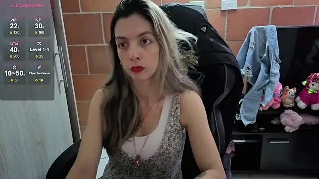 Princezzlove3 online show from 10/08/25, 08:39