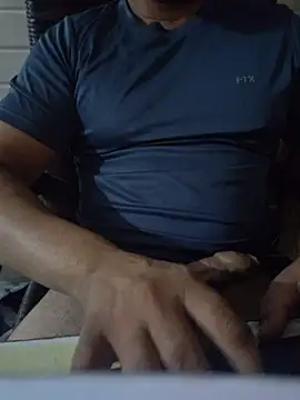 xxxsmartboyxxx online show from 04/07/26, 07:14