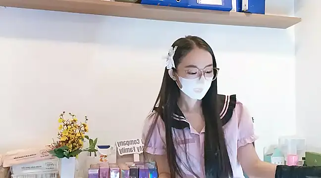 Lush-Office online show from 03/11/25, 07:04