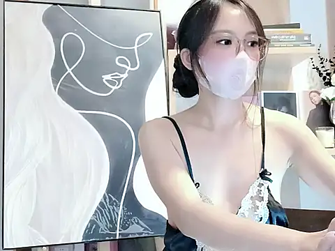 Lush-Office online show from 12/22/25, 03:53