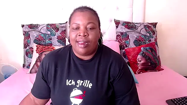 omalicha98 online show from 02/21/25, 06:51