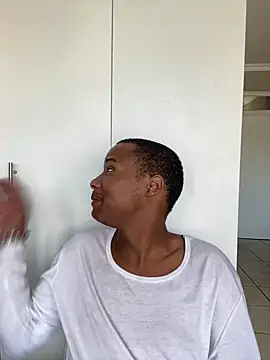 snotLoud online show from 02/14/25, 05:51