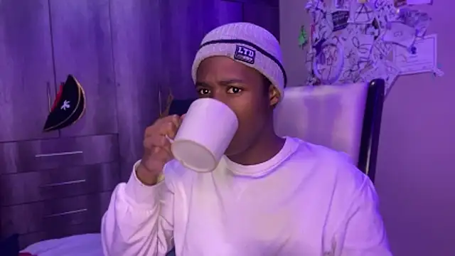 snotLoud online show from 04/27/26, 10:19