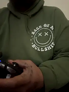 Snapshot of virginass1 chatting on 11/21/25, 12:04 virginass1 online show from 11/21/25, 12:04