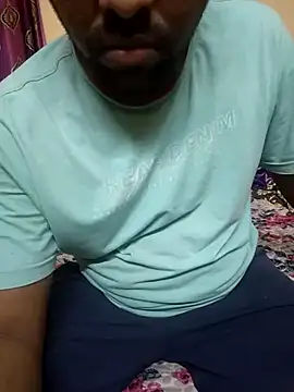 Snapshot of trendy189 chatting on 01/11/25, 06:44 trendy189 online show from 01/11/25, 06:44