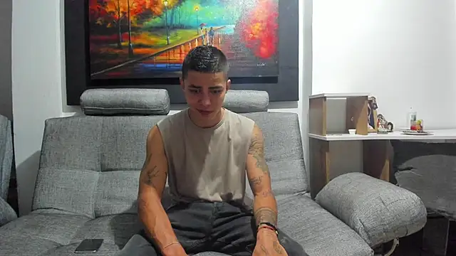 Snapshot of Thomass_conor chatting on 01/28/25, 10:34 Thomass conor online show from 01/28/25, 10:34