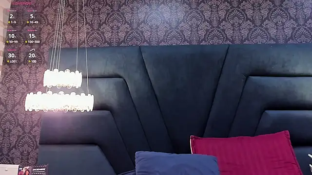 Aitana Hilton  online show from 02/06/25, 02:48