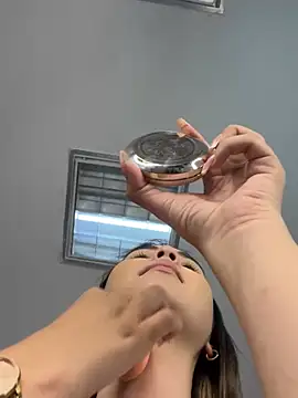 Aitana Hilton  online show from 03/10/25, 11:42