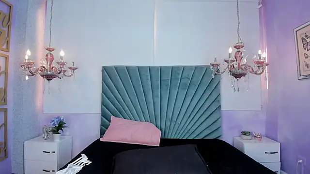 Aitana Hilton  online show from 03/19/25, 02:46