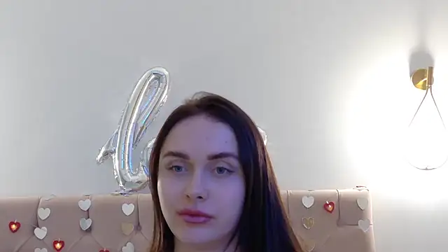 Snapshot of Lilliana_Moon chatting on 02/27/25, 03:48 Lilliana Moon online show from 02/27/25, 03:48