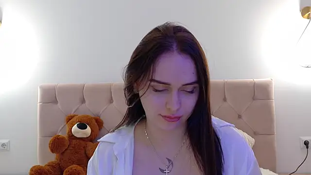 Snapshot of Lilliana_Moon chatting on 03/21/25, 01:34 Lilliana Moon online show from 03/21/25, 01:34