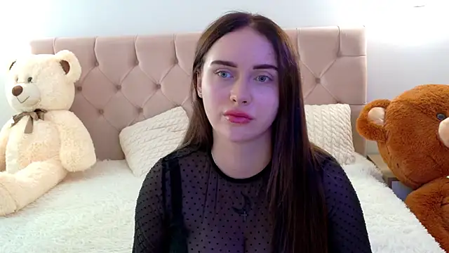 Snapshot of Lilliana_Moon chatting on 09/13/25, 06:57 Lilliana Moon online show from 09/13/25, 06:57