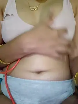 nikkibenza online show from 02/09/25, 05:01